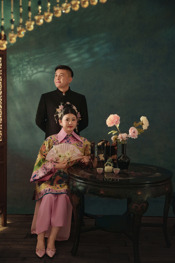 幸福感爆棚冯源先生谢嘉妮女士中式传承婚纱照、中式传承、木子、唠嗑型选手，构图多变、情绪拿捏，特写YYDS、婚纱照