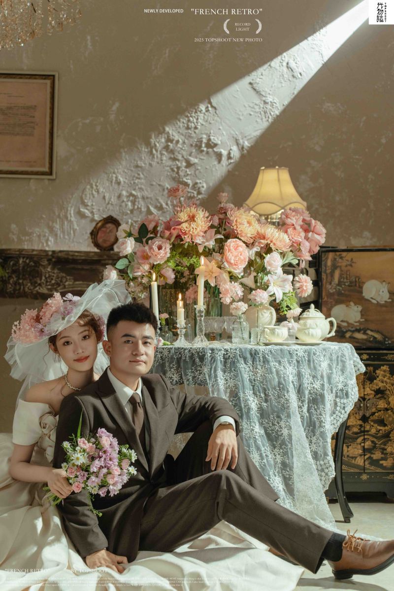 太太太太可了~~！韩铭先生关开洋女士怀旧复古婚纱照、怀旧复古、韩松、行走的放大镜，现场细节，姿态指导的掌控者、婚纱照