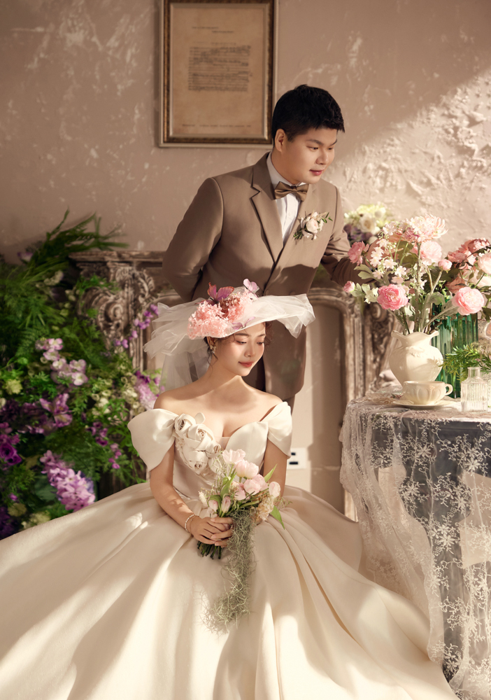 爱了~爱了~辛鹏辉先生马琳女士怀旧复古婚纱照、怀旧复古、木子、唠嗑型选手，构图多变、情绪拿捏，特写YYDS、婚纱照