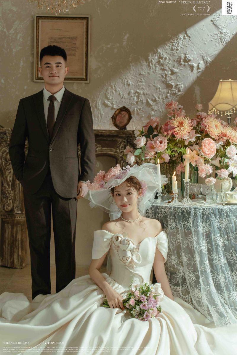 太太太太可了~~！韩铭先生关开洋女士怀旧复古婚纱照、怀旧复古、韩松、行走的放大镜，现场细节，姿态指导的掌控者、婚纱照