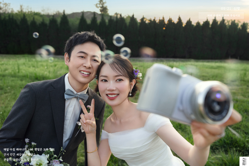 杨臻女士氛围森系婚纱照、氛围森系、木子、唠嗑型选手，构图多变、情绪拿捏，特写YYDS、婚纱照