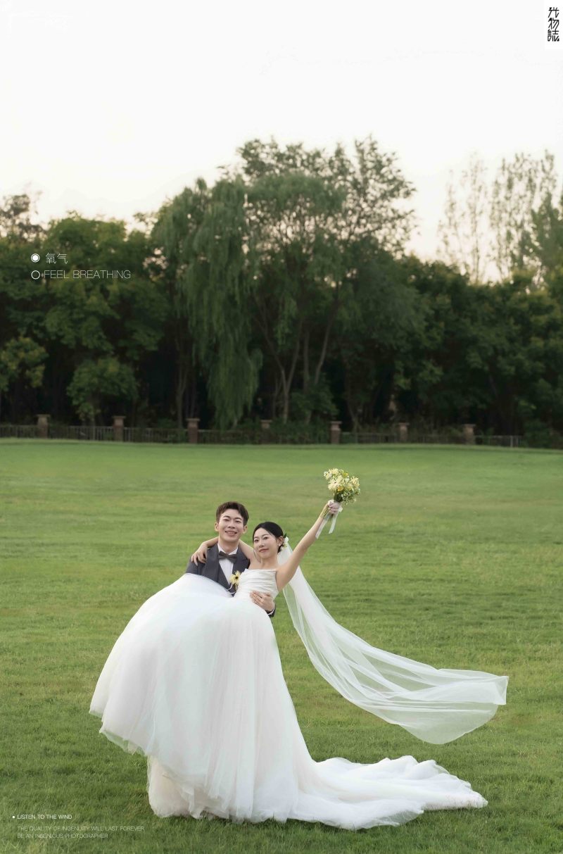 太太太太可了~~！侯润泽先生方韦璎女士氛围森系婚纱照、氛围森系、韩松、行走的放大镜，现场细节，姿态指导的掌控者、婚纱照