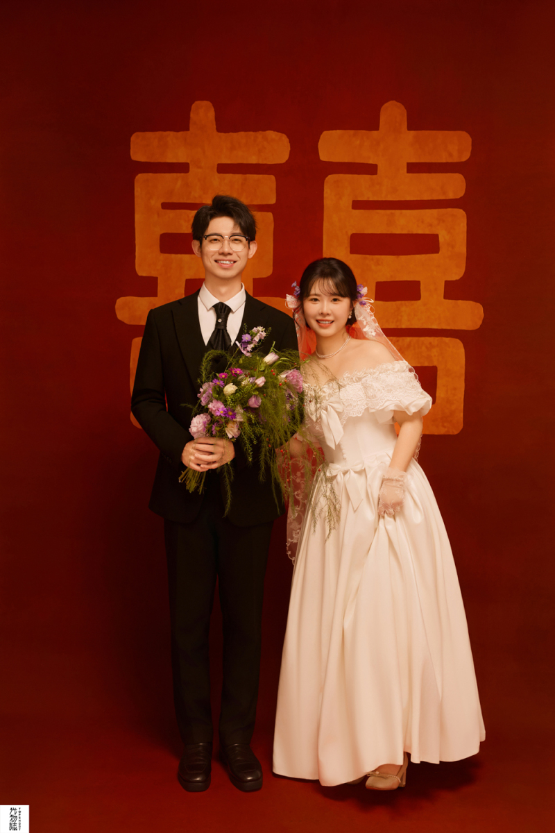 今日婚纱OOTD.程先生赵女士怀旧复古婚纱照、怀旧复古、艾辰、偷偷练过读心术，精准预判每一个想法，细腻到心里、婚纱照