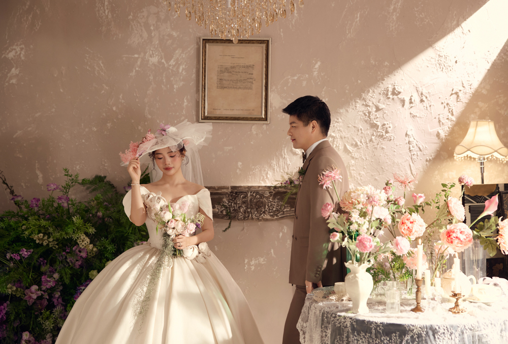 爱了~爱了~辛鹏辉先生马琳女士怀旧复古婚纱照、怀旧复古、木子、唠嗑型选手，构图多变、情绪拿捏，特写YYDS、婚纱照