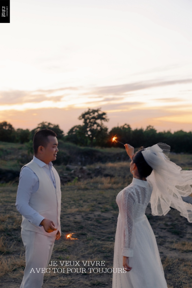 爱了~爱了~高功龙先生邹艺宝宝甜甜的呼吸婚纱照、中式传承、、、婚纱照