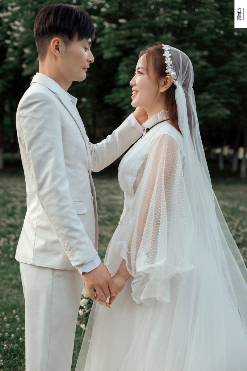 幸福感爆棚夏春冬先生王雨琪小姐森系ins风婚纱照、中式传承  电影纪实、、、婚纱照