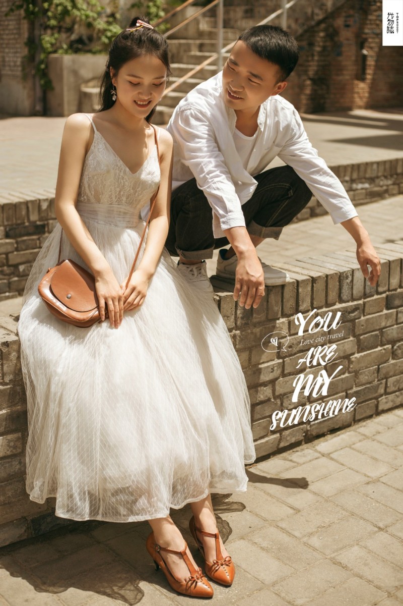 爱情电影。吴超先生曹堃小姐浪漫情绪婚纱照、物誌生活  氛围森系  电影纪实、、、婚纱照