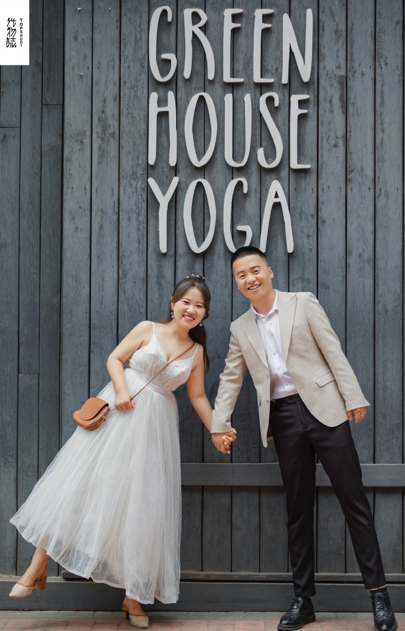 极致情绪！李旺旺先生张丽萍女士你的甜蜜婚纱照、极简棚拍、、、婚纱照
