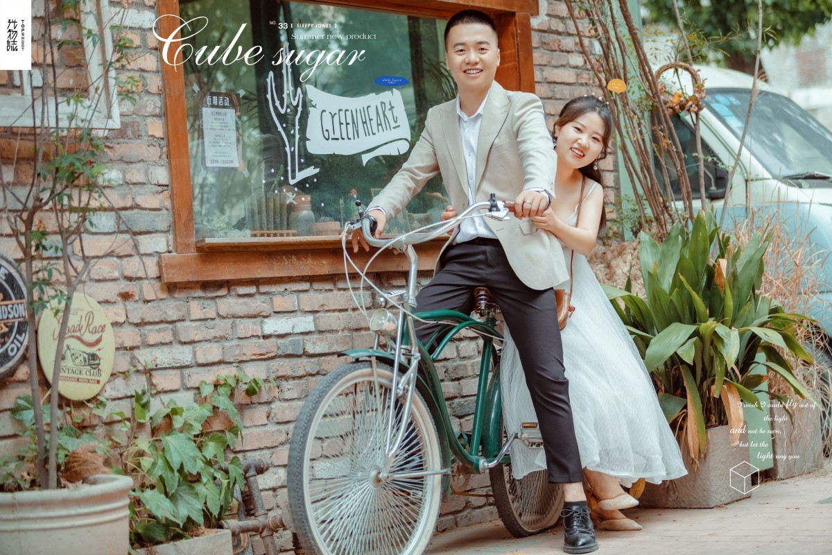 极致情绪！李旺旺先生张丽萍女士你的甜蜜婚纱照、极简棚拍、、、婚纱照