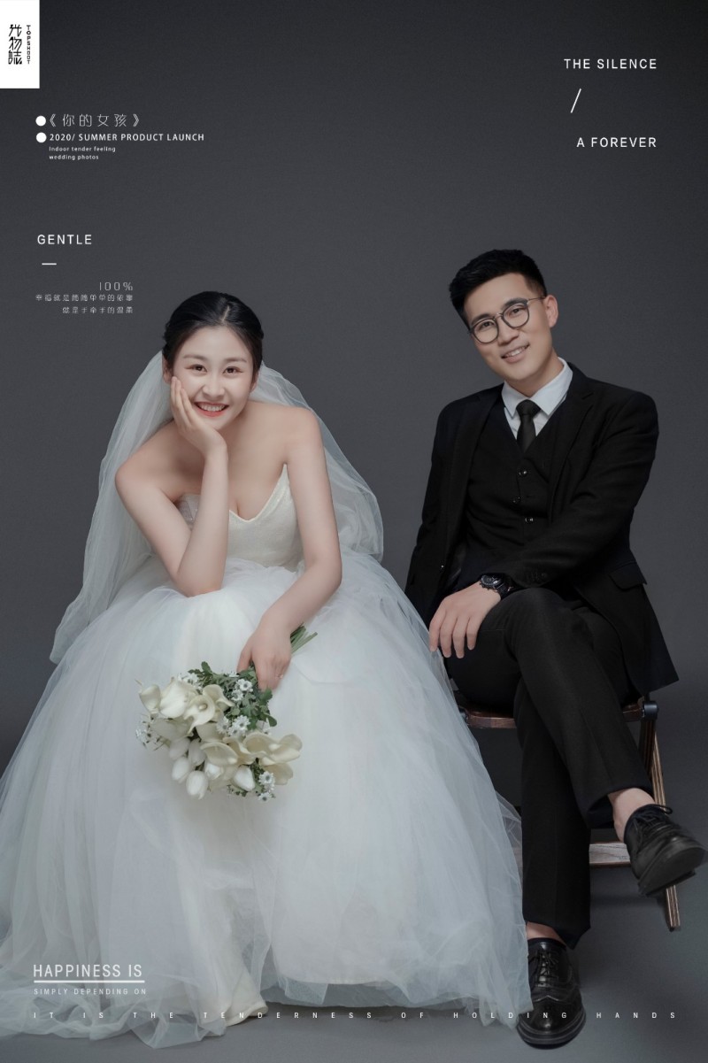 极致情绪！苏小辉先生韩荣小姐纯色简约风婚纱照、极简棚拍、、、婚纱照