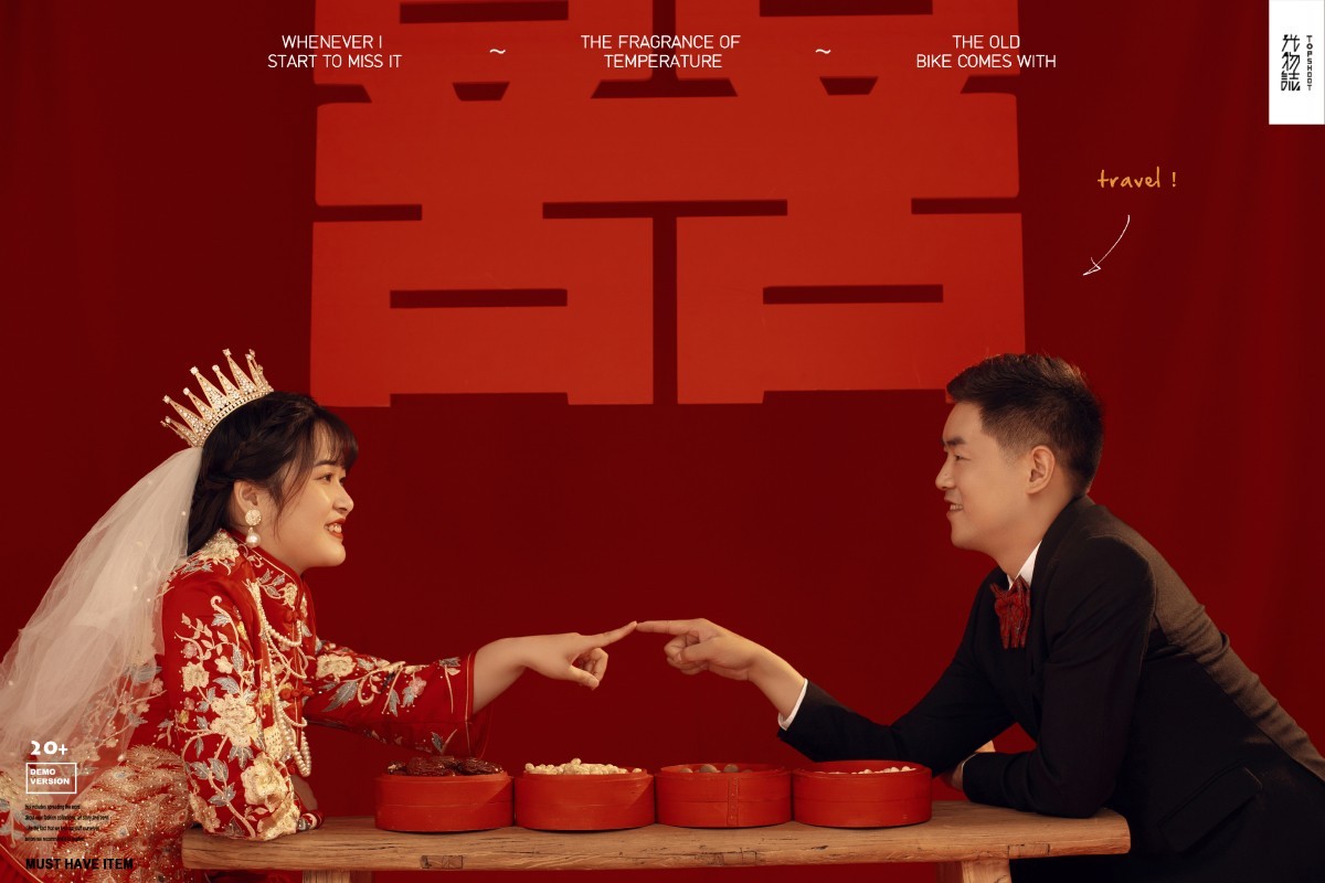 幸福感爆棚王鹏先生张崎迪女士又年轻，又有爱婚纱照、极简棚拍  氛围森系、、、婚纱照