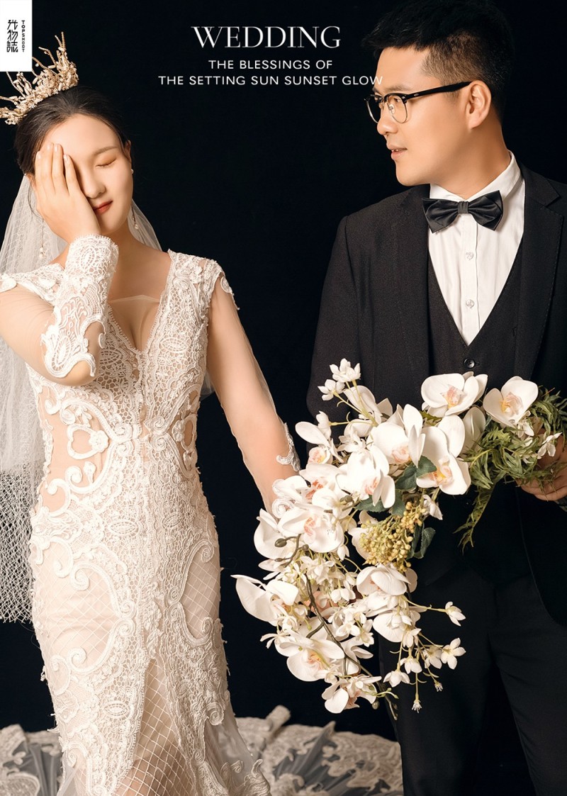 新鲜出炉:)王泰先生纯色简约风婚纱照、极简棚拍、、、婚纱照