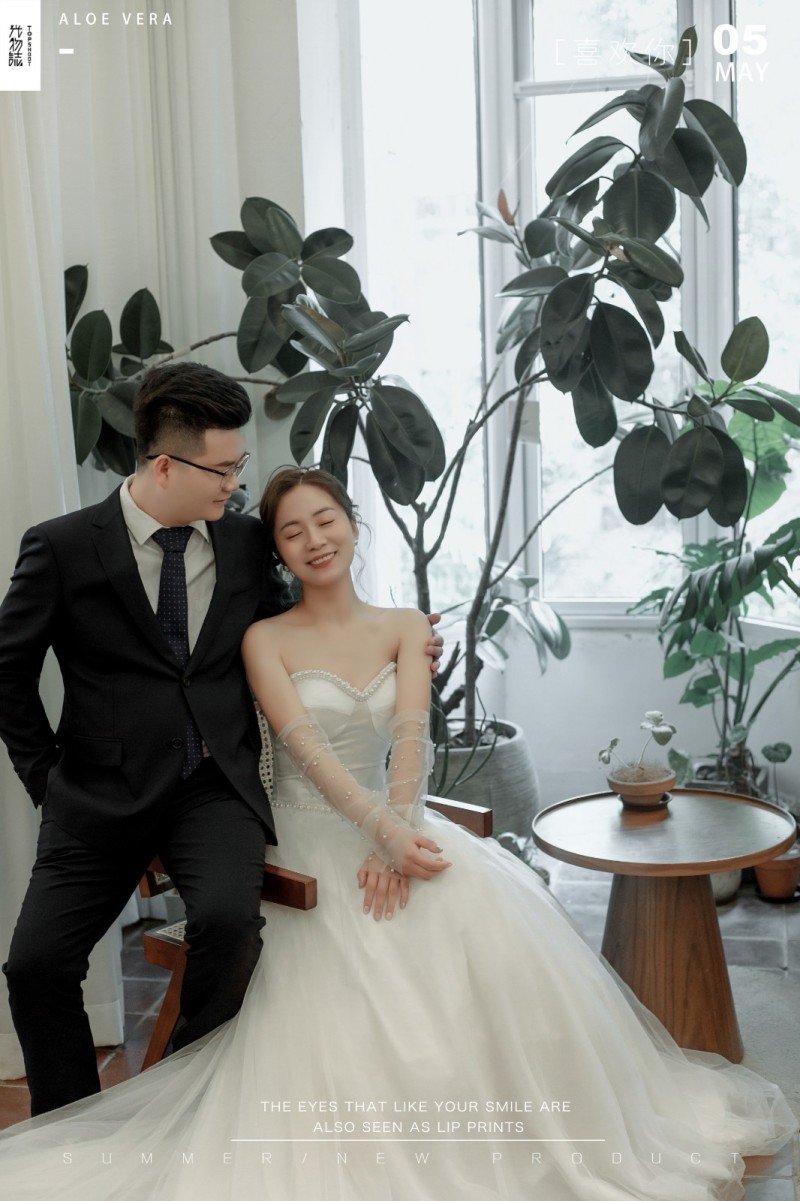 美到想哭1551李龙飞先生潘小乐小姐唯美浪漫婚纱照、极简棚拍  物誌生活  中式传承  氛围森系  怀旧复古  电影纪实、、、婚纱照