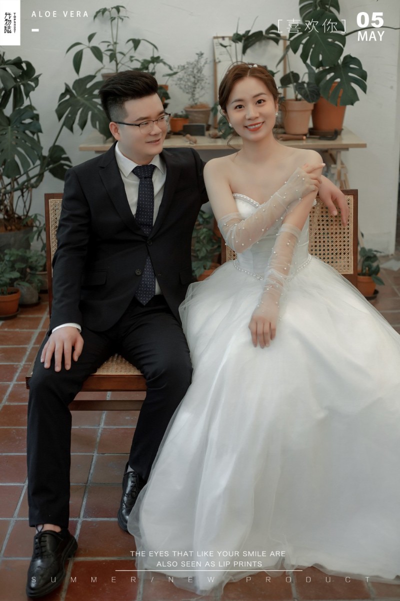 美到想哭1551李龙飞先生潘小乐小姐唯美浪漫婚纱照、极简棚拍  物誌生活  中式传承  氛围森系  怀旧复古  电影纪实、、、婚纱照