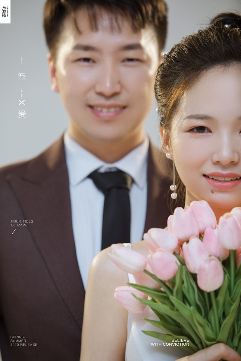 超级甜腻！彭琪先生  吴珊 女士浪漫情绪婚纱照、极简棚拍、、、婚纱照