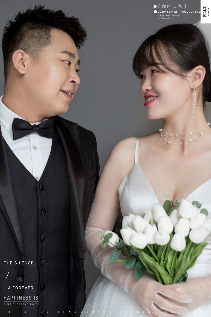 极致情绪！李博先生贺悦女士甜蜜新鲜式婚纱照、极简棚拍、、、婚纱照