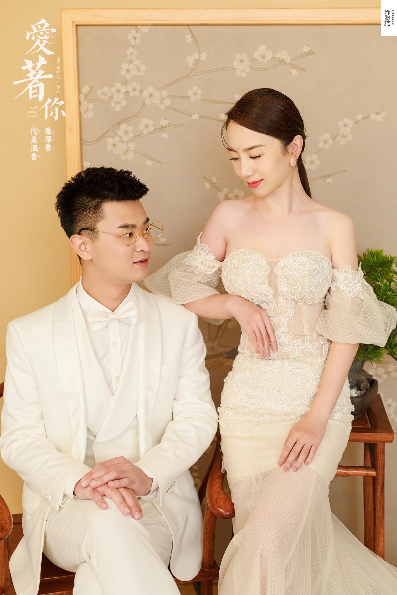 极致情绪！姚恺文先生刘超女士复古民国风婚纱照、极简棚拍、、、婚纱照