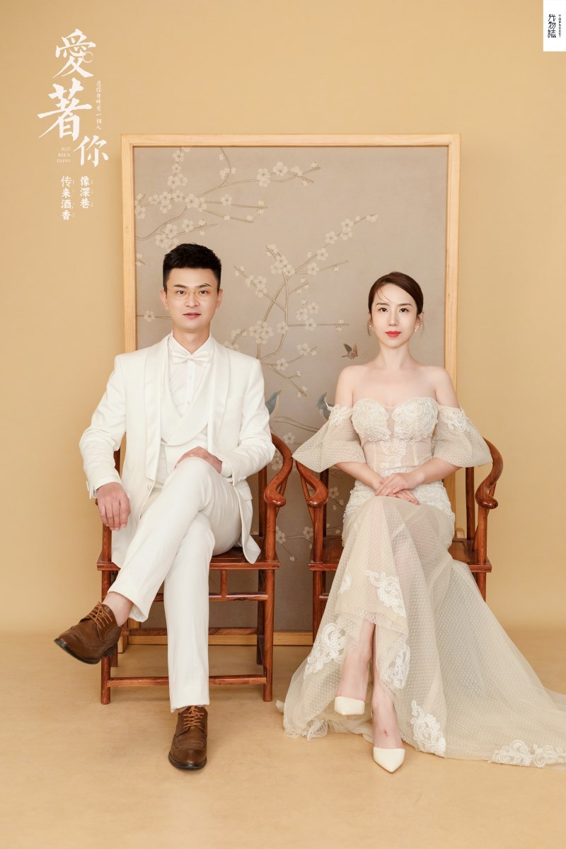 极致情绪！姚恺文先生刘超女士复古民国风婚纱照、极简棚拍、、、婚纱照