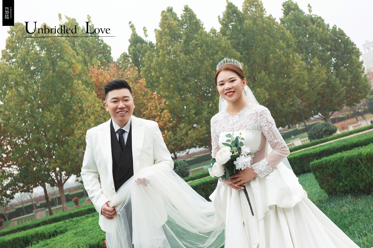 罗强先生王筱琰女士你的甜蜜婚纱照、中式传承、、、婚纱照
