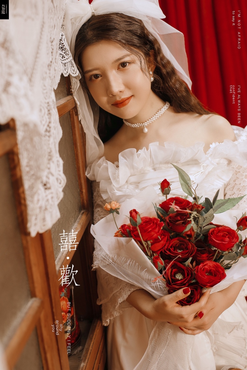 你的女孩(*^＠^*)胡文斌先生段佳女士复古文艺婚纱照、氛围森系、、、婚纱照
