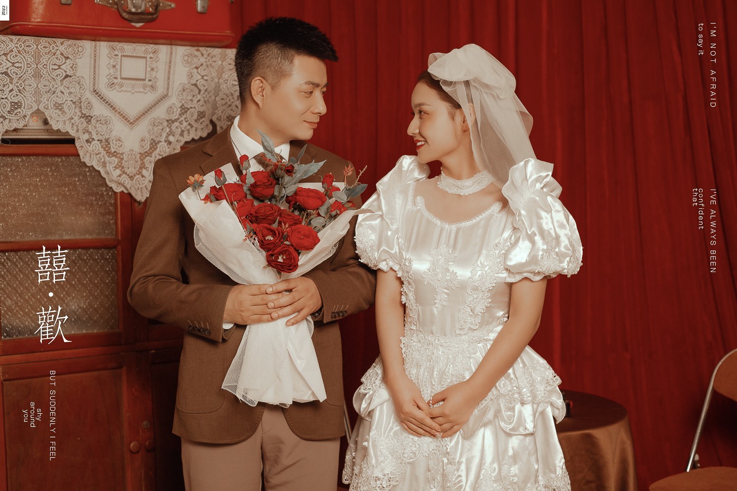 撒狗粮啦~张先生高女士复古文艺婚纱照、极简棚拍、、、婚纱照